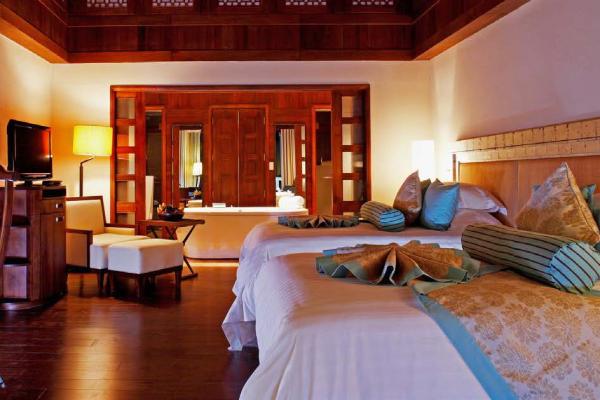 Centara Grand Beach Resort