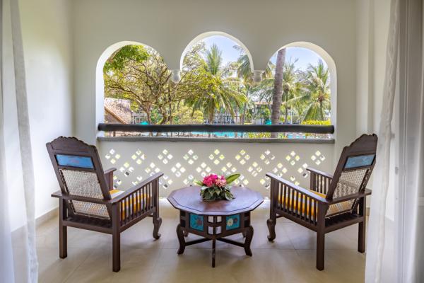 Southern Palms Hotel