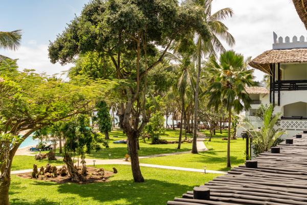 Southern Palms Hotel