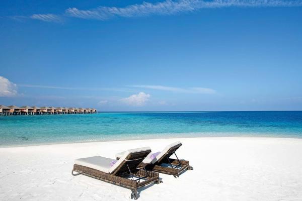 Constance Moofushi