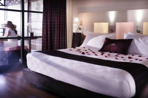 Palm Hotel & Spa