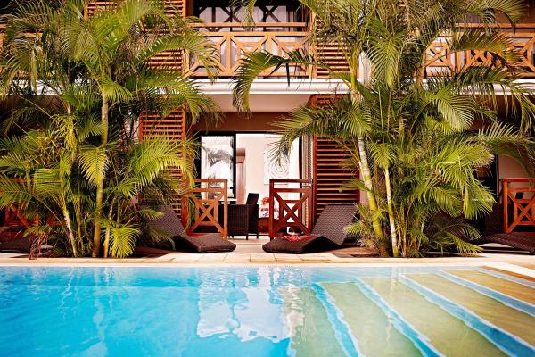 Iloha Seaview Hotel