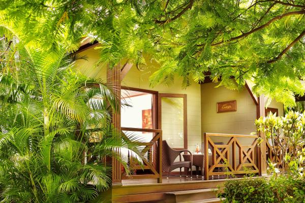 Iloha Seaview Hotel