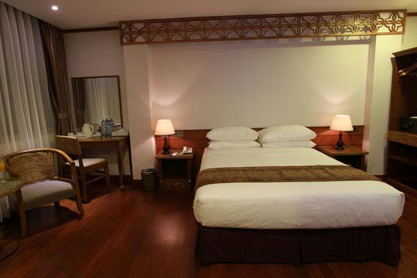 Hotel M