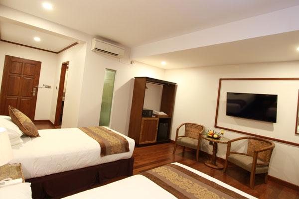 Hotel M