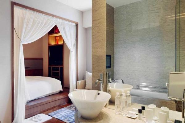 Les Suites Orient Bund