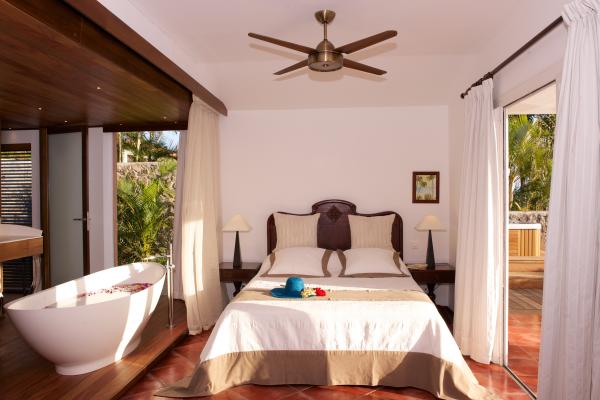 Blue Margouillat Seaview Hotel