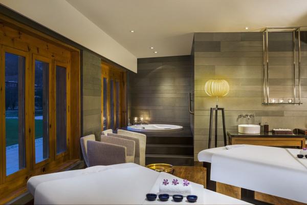 Le Meridien Riverfront