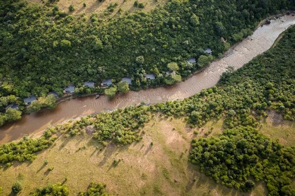 Sanctuary Olonana Lodge