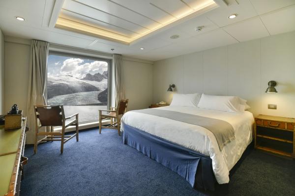 M/V STELLA AUSTRALIS & M/V VENTUS AUSTRALIS
