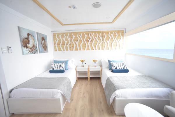 M/Y SEA STAR JOURNEY