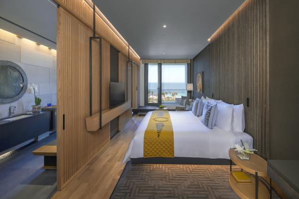 Banyan Tree Dubai at Bluewaters