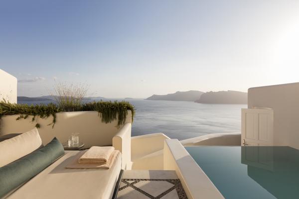 Canaves Oia Suites