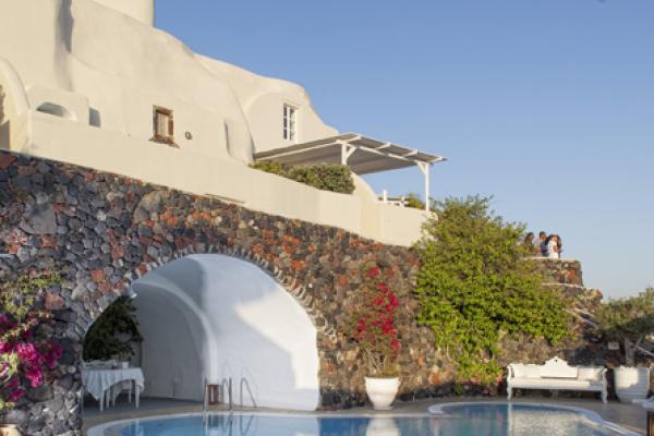 Canaves Oia Suites