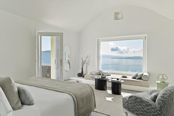 Canaves Oia Suites