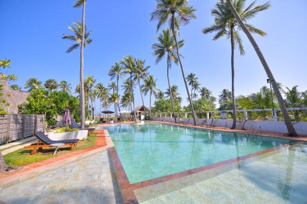 KITESURFING LANKA Kite camp