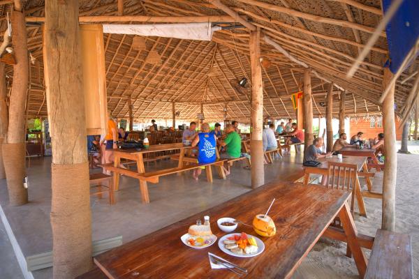 KITESURFING LANKA Kite camp