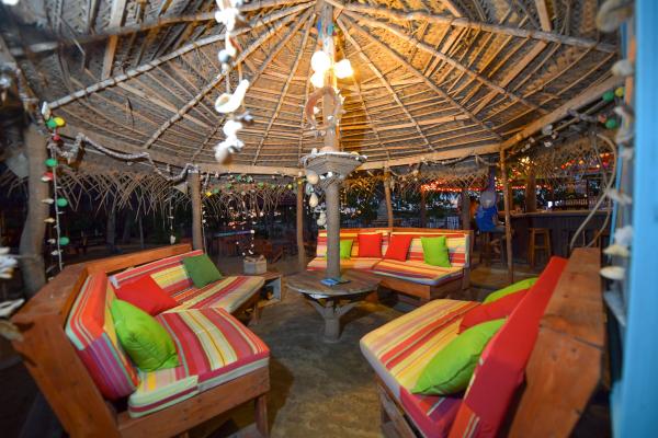 KITESURFING LANKA Kite camp