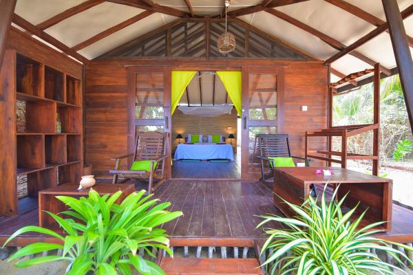 KITESURFING LANKA Kite camp