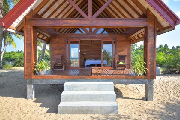 KITESURFING LANKA Kite camp