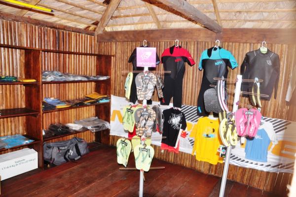 BABAOMBY ISLAND LODGE