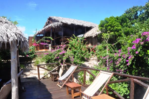 BABAOMBY ISLAND LODGE