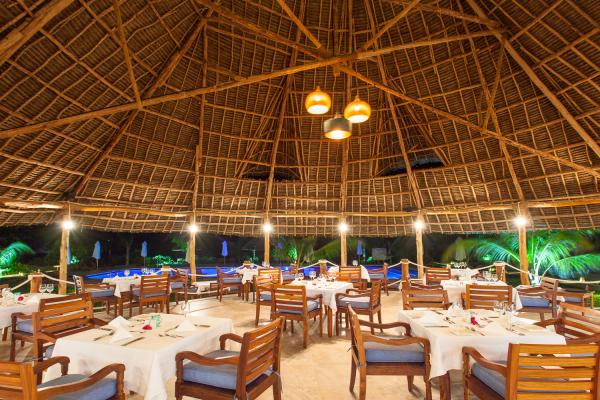 Hôtel KISIWA ON THE BEACH