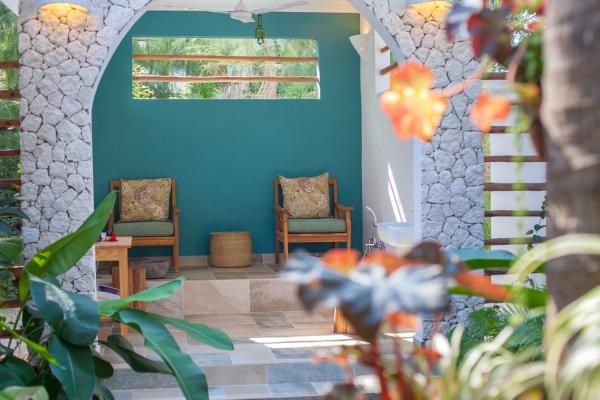 Hôtel KISIWA ON THE BEACH