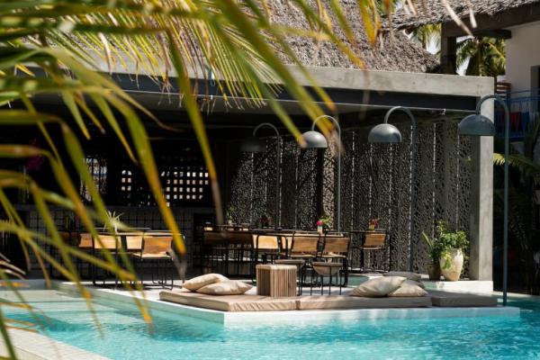 CASA BEACH RESORT