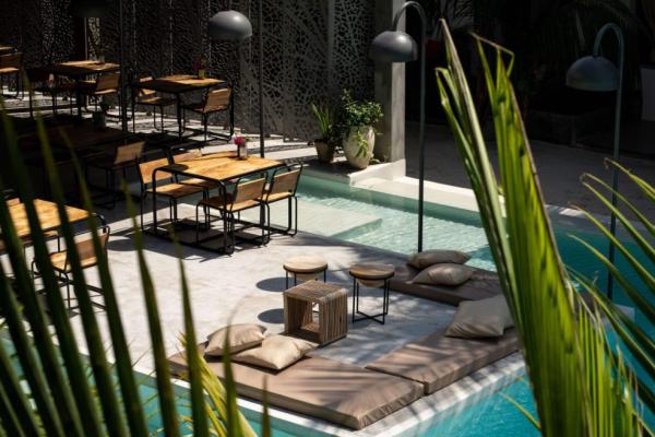 CASA BEACH RESORT